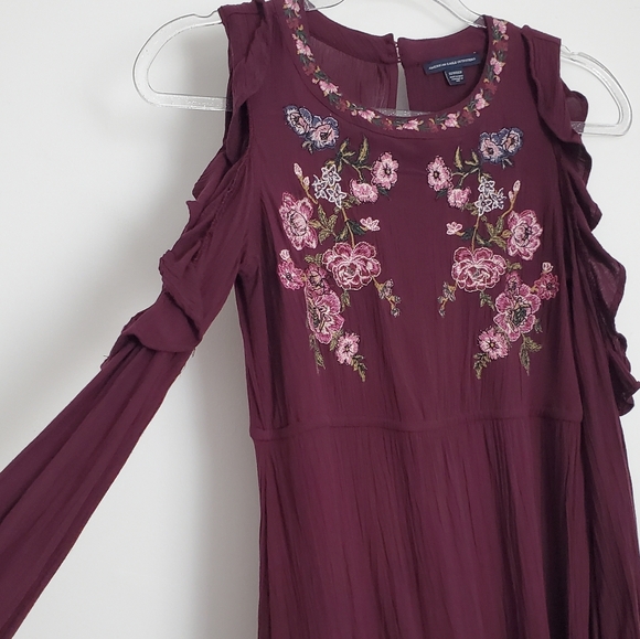 American Eagle Embroidered Cold Shoulder Dress Size XS - Picture 2 of 8
